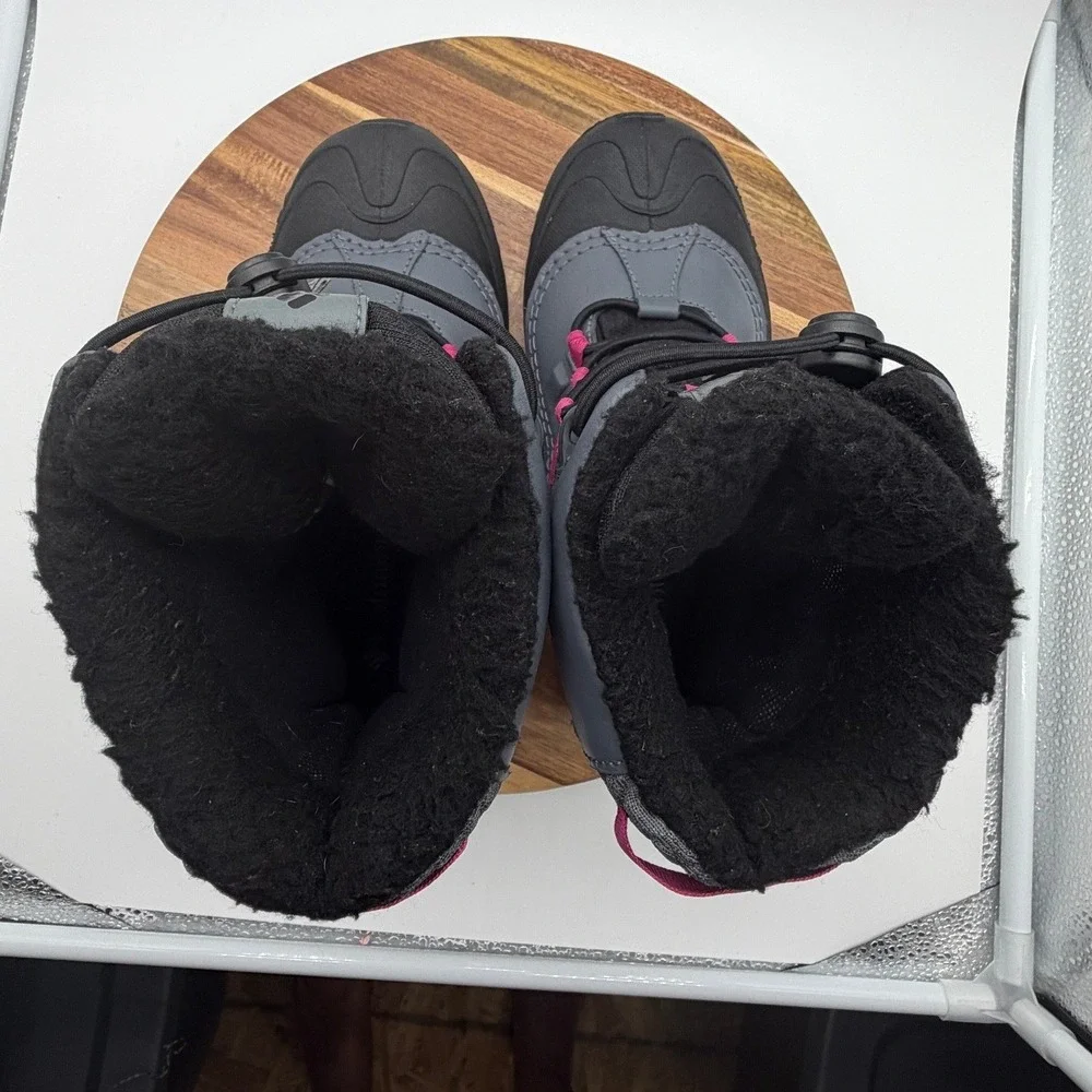 Columbia Youth Size 5 Rope Tow Kruser 2 Waterproof Winter Boots Grey Pink 0771